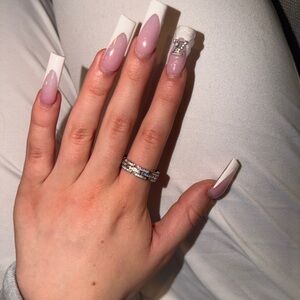 Elegant Silver Chain Ring